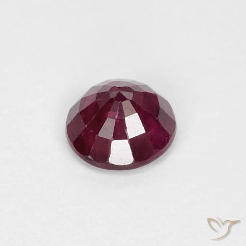 Rubis Rouge foncé naturelle Tour, 0.30 ct, VS-SI