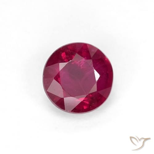 Rubis Rouge foncé naturelle Tour, 0.33 ct, VS-SI