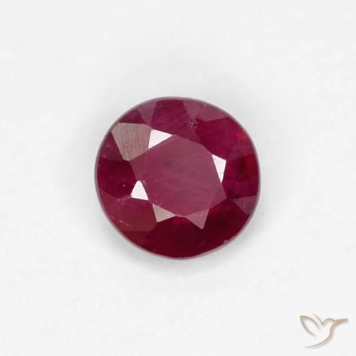 Rubis Rouge foncé naturelle Tour, 0.30 ct, VS-SI