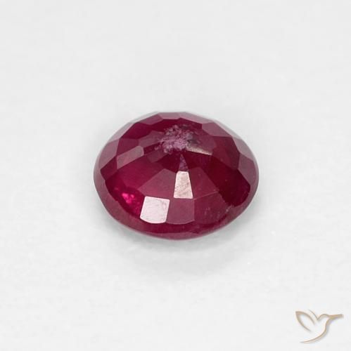 Rubis Rouge foncé naturelle Tour, 0.30 ct, VS-SI