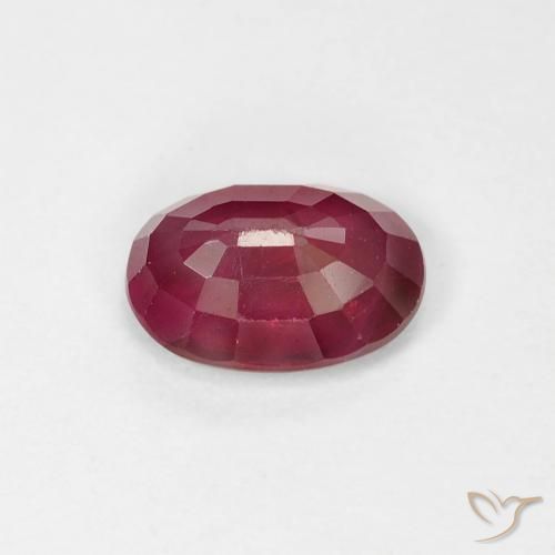 Rubis Vin rouge naturelle ovale, 0.99 ct, VS-SI