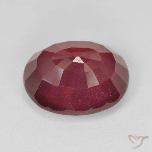 Rubis Rouge foncé naturelle ovale, 10.38 ct, VS