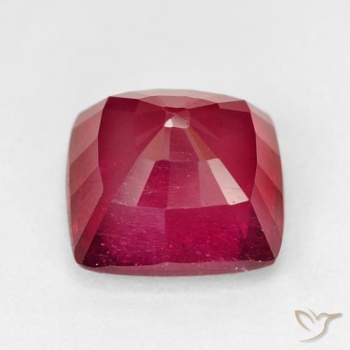 Rubis Rouge naturelle Coussin, 7.35 ct, VS