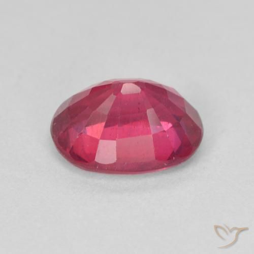 Rubis Rouge moyen naturelle ovale, 1.85 ct, VS