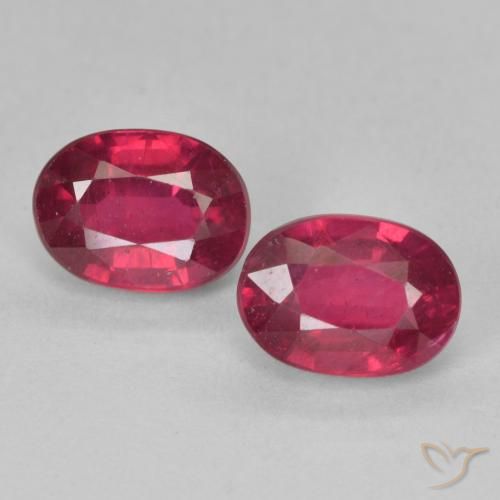 2.85ctw Naturel Rose rougeâtre profond Rubis, ovale, VS-SI