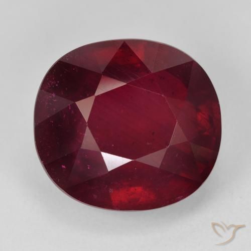 29.74ct Naturel Vin rouge Rubis, ovale, VVS-VS