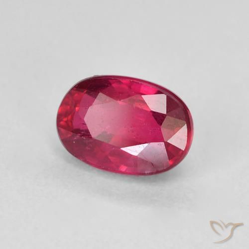 Rubis Rouge confiture naturelle ovale, 1.52 ct, VS