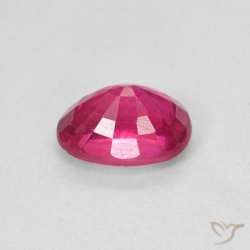 Rubis Rouge léger naturelle ovale, 1.23 ct, VS