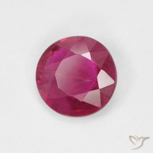Rubis Rouge léger naturelle Tour, 0.69 ct, VS