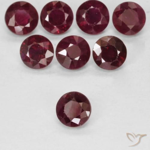 Rubis Rouge foncé naturelle Tour, 0.31 ct, VS