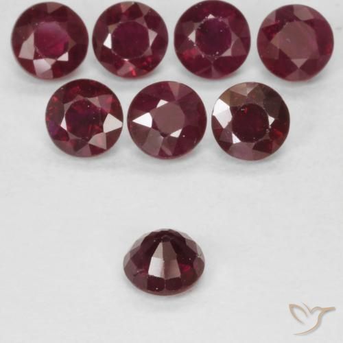 Rubis Rouge foncé naturelle Tour, 0.31 ct, VS