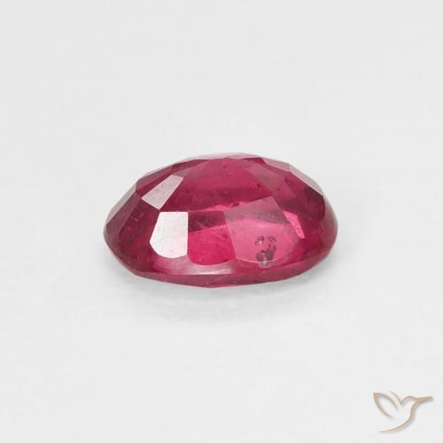 Rubis Medium Dark-Red naturelle ovale, 1.08 ct, VS