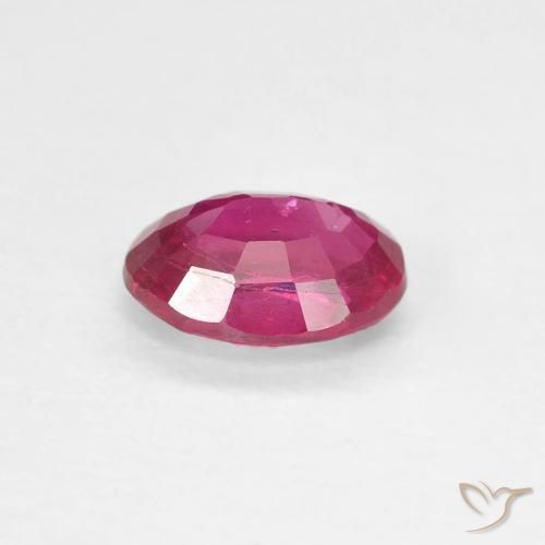 Rubis Rouge léger naturelle ovale, 0.96 ct, VS