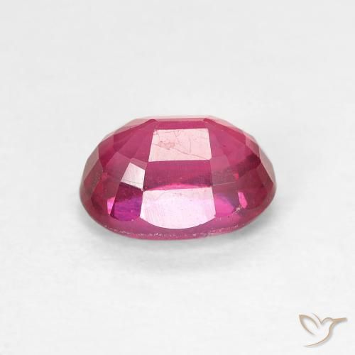 Rubis Rouge léger naturelle ovale, 1.46 ct, VS