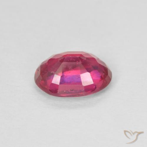 Rubis Rouge léger naturelle ovale, 0.99 ct, VS-SI