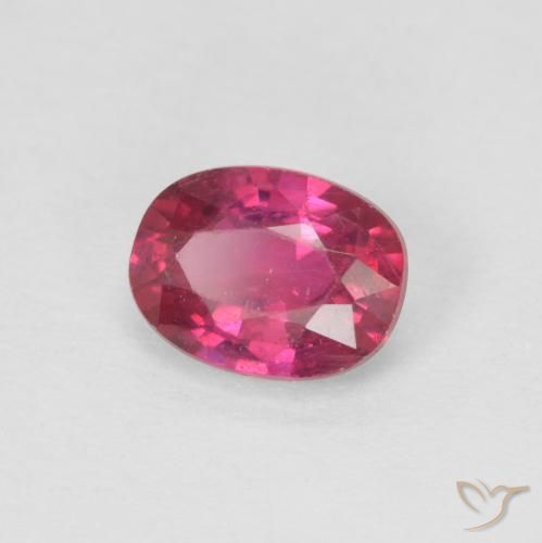 Rubis Rouge léger naturelle ovale, 1.04 ct, VS