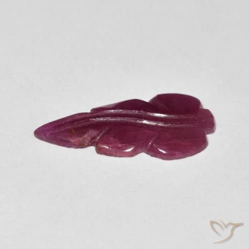 Rubis Raisin vif naturelle Fantaisie, 2.26 ct, Opaque