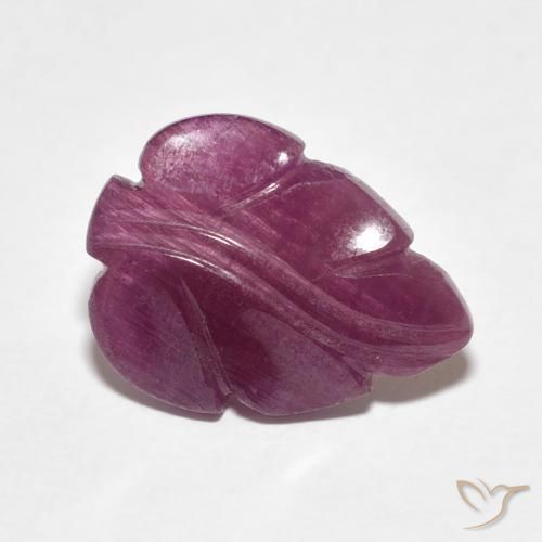 Rubis Pourpre prune naturelle Fantaisie, 4.38 ct, Opaque