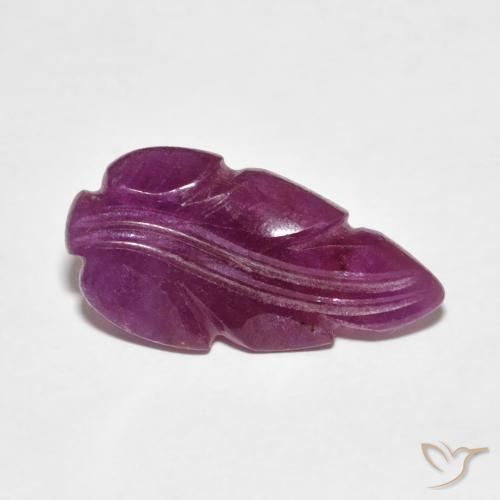 Rubis Pourpre Sangria naturelle Fantaisie, 3.23 ct, Opaque