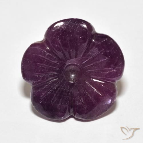 13.78ct Naturel Pourpre moyen Rubis, Taille Fleur, Opaque