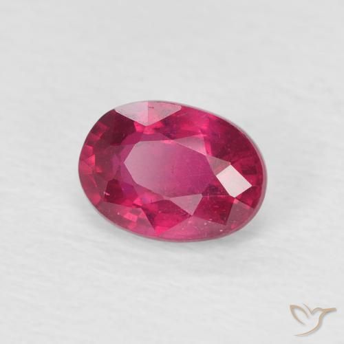 Rubis Rouge moyen naturelle ovale, 1.22 ct, VS