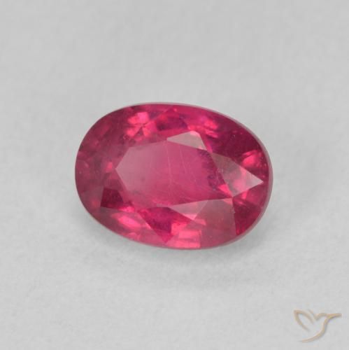 Rubis Rouge léger naturelle ovale, 1.27 ct, VS