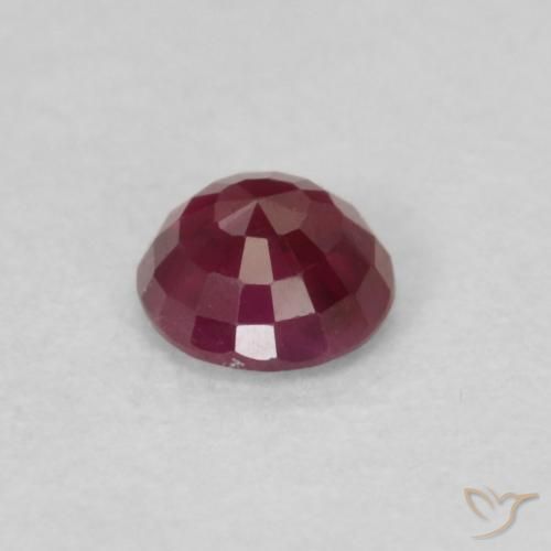 Rubis Rouge foncé naturelle Tour, 0.28 ct, SI