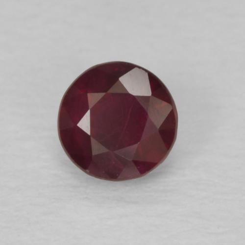 Rubis Rouge foncé naturelle Tour, 0.29 ct, SI