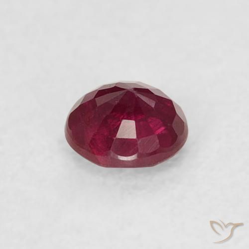 Rubis Rouge foncé naturelle Tour, 0.21 ct, VS