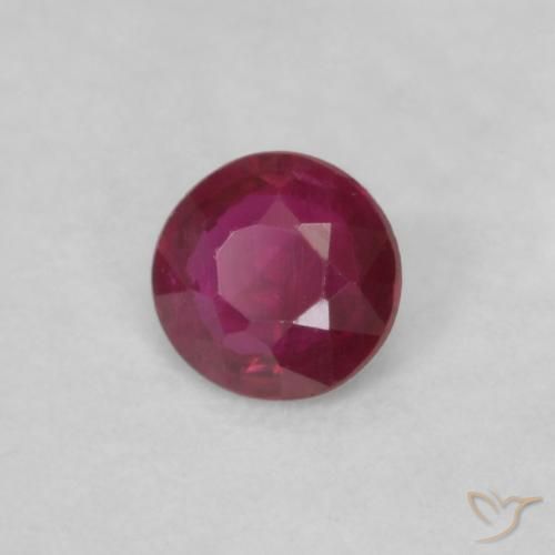 Rubis Rouge foncé naturelle Tour, 0.17 ct, VS
