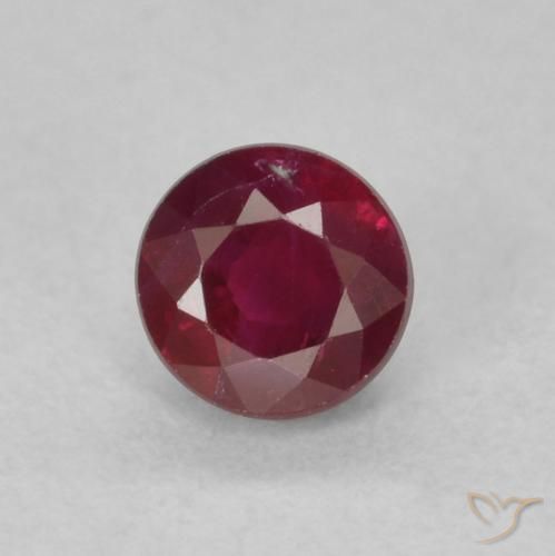 0.36ct Naturel Rouge foncé Rubis, Tour, SI