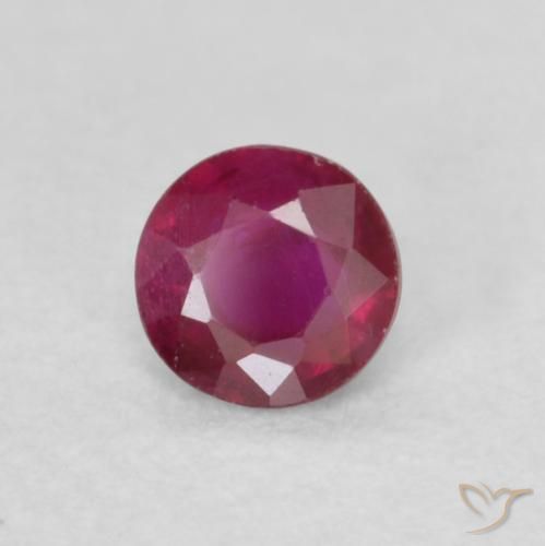 Rubis Rouge foncé naturelle Tour, 0.23 ct, SI-I1