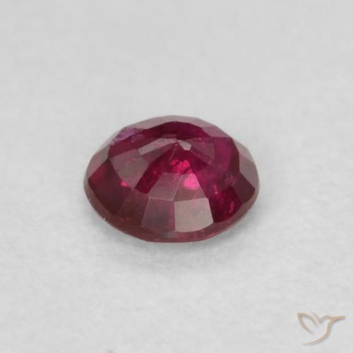 Rubis Rouge foncé naturelle Tour, 0.23 ct, SI-I1