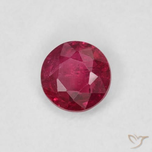 Rubis Rouge foncé naturelle Tour, 0.22 ct, SI-I1