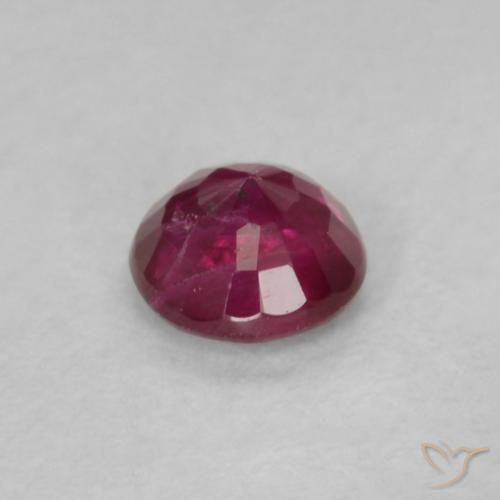 Rubis Vin rouge profond naturelle Tour, 0.21 ct, VS-SI