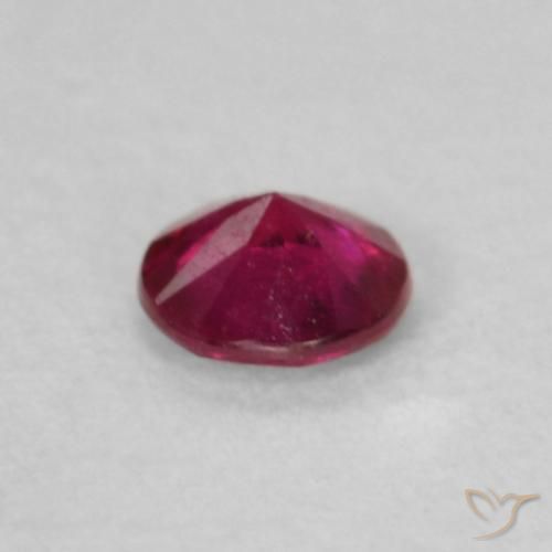Rubis Vin rouge profond naturelle Tour, 0.16 ct, VS