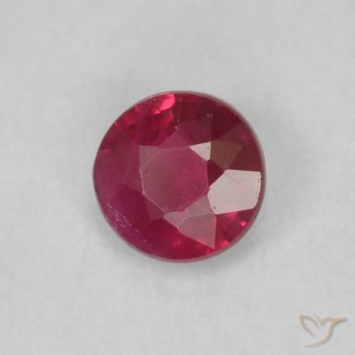 Rubis Medium Dark-Red naturelle Tour, 0.21 ct, VS