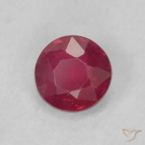 Rubis Medium Dark-Red naturelle Tour, 0.22 ct, VS