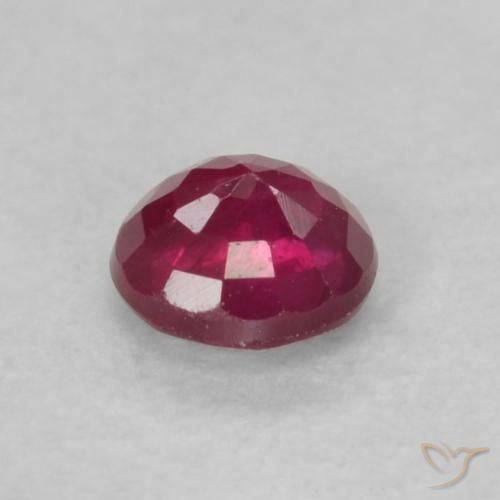 Rubis Medium Dark-Red naturelle Tour, 0.22 ct, VS