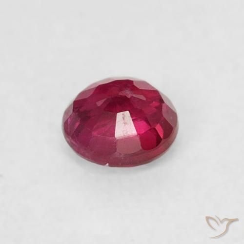 Rubis Rouge foncé naturelle Tour, 0.22 ct, VS