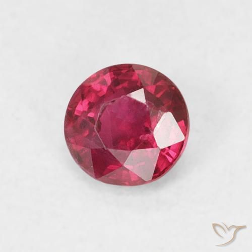 Rubis Rouge foncé naturelle Tour, 0.26 ct, SI-I1