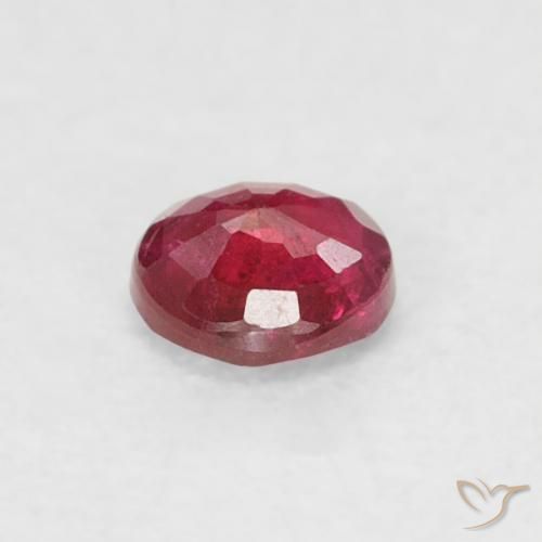 Rubis Rouge foncé naturelle Tour, 0.19 ct, SI-I1