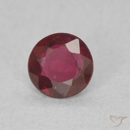 Rubis Rouge moyen naturelle Tour, 0.22 ct, SI