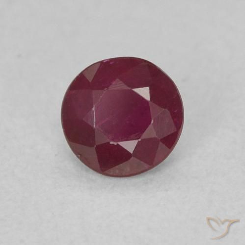 Rubis Rouge moyen naturelle Tour, 0.24 ct, SI