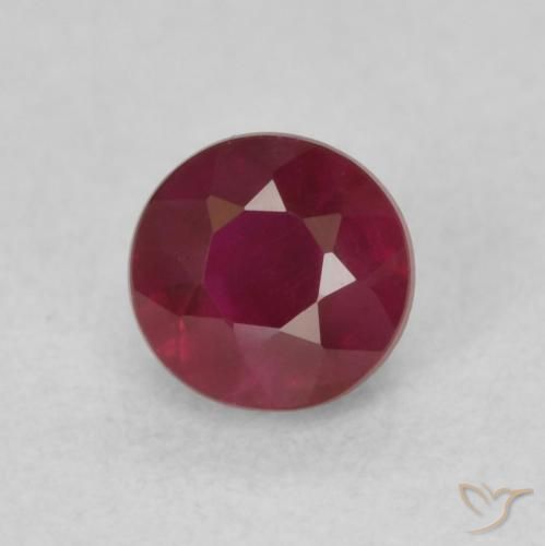 Rubis Rouge moyen naturelle Tour, 0.40 ct, SI