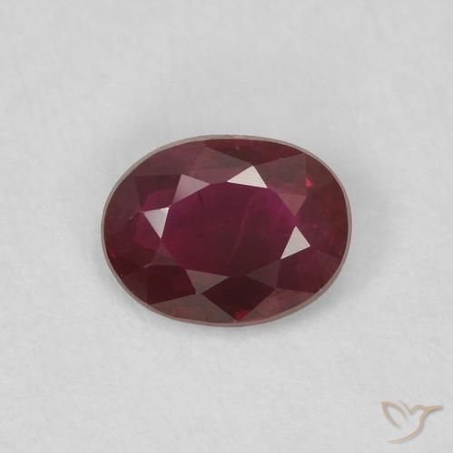 0.42ct Naturel Rouge foncé Rubis, ovale, VS