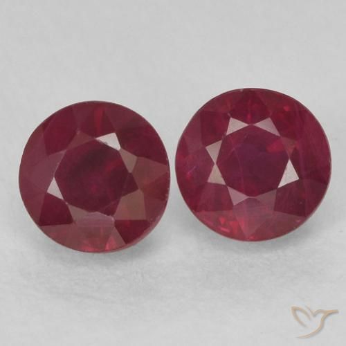 0.72ctw Naturel Rouge foncé Rubis, Tour, VS-SI