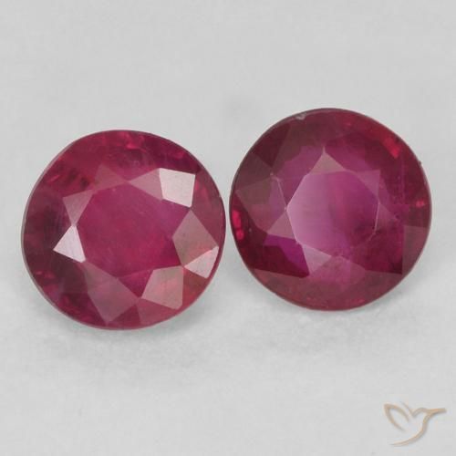 Shop natural 0.48ct Rouge foncé Rubis gems, Tour, from Myanmar at GemSelect. In stock, global shipping!