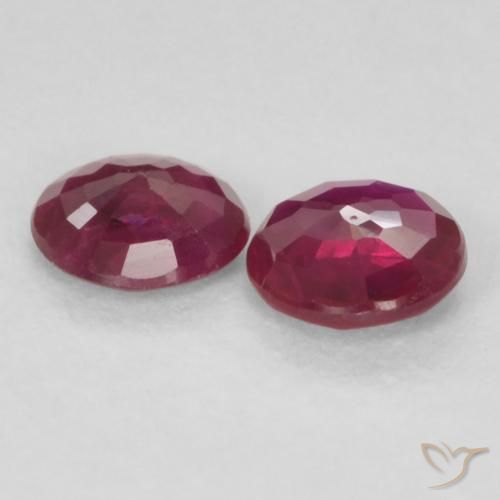 Shop natural 0.44ct Rouge foncé Rubis gems, Tour, from Myanmar at GemSelect. In stock, global shipping!