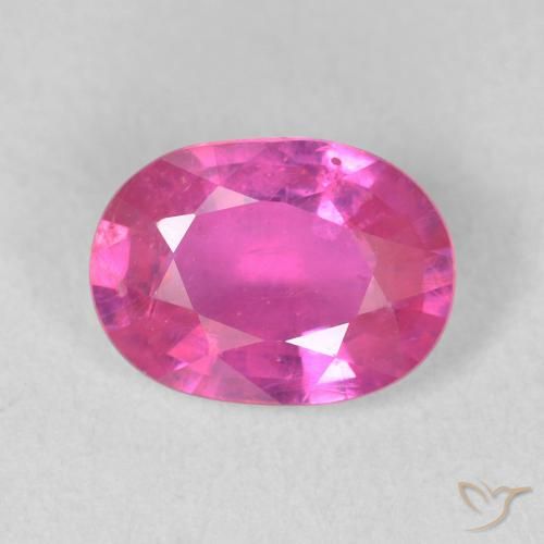 1.50ct Naturel Rose vif Rubis, ovale, VS